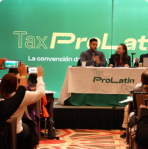 Ponencia con panel